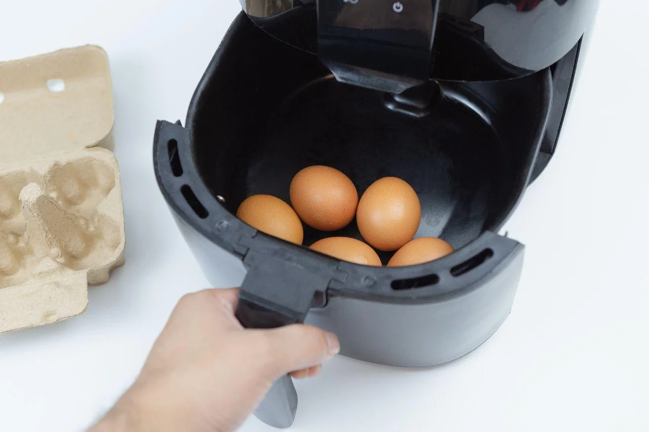 Ohne Topf, ohne Wasser. Die besten Eier bereite ich in diesem Gerät zu