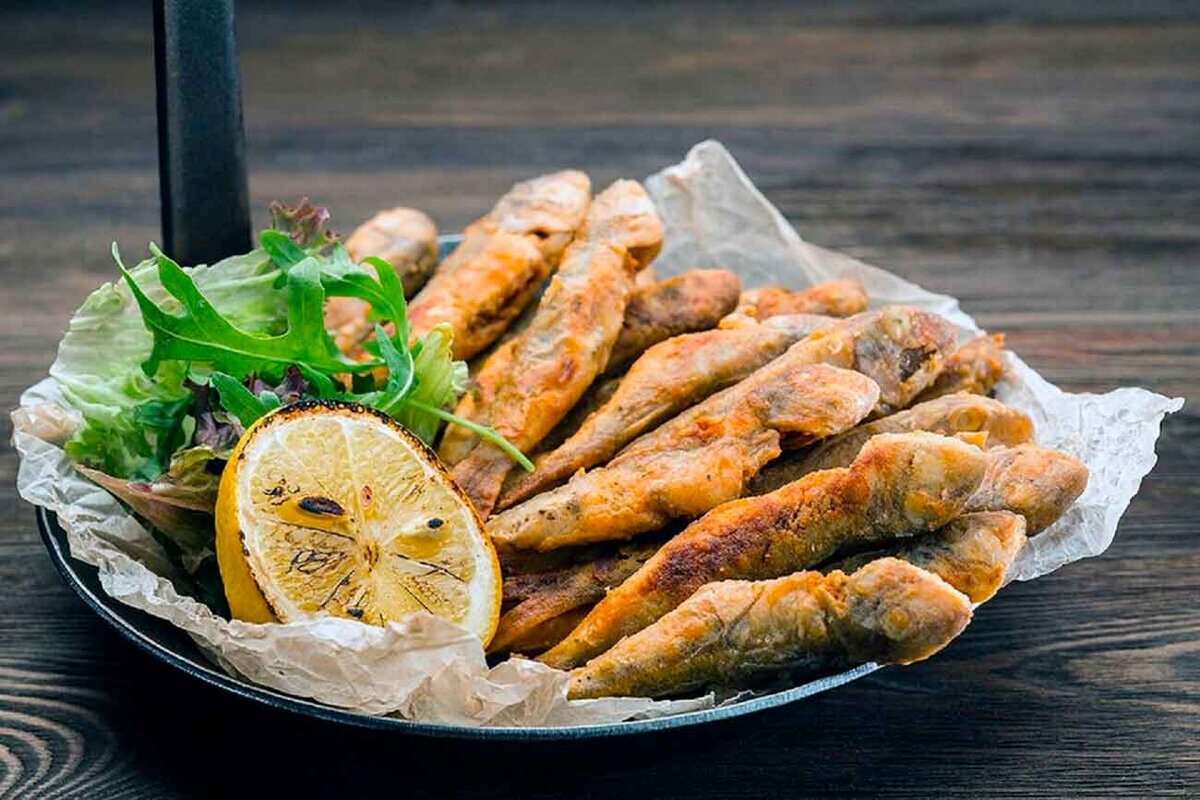 Erfahren Sie, wie Sie Sardinen in der Heißluftfritteuse grillen können (ohne dass Ihr Zuhause danach riecht).